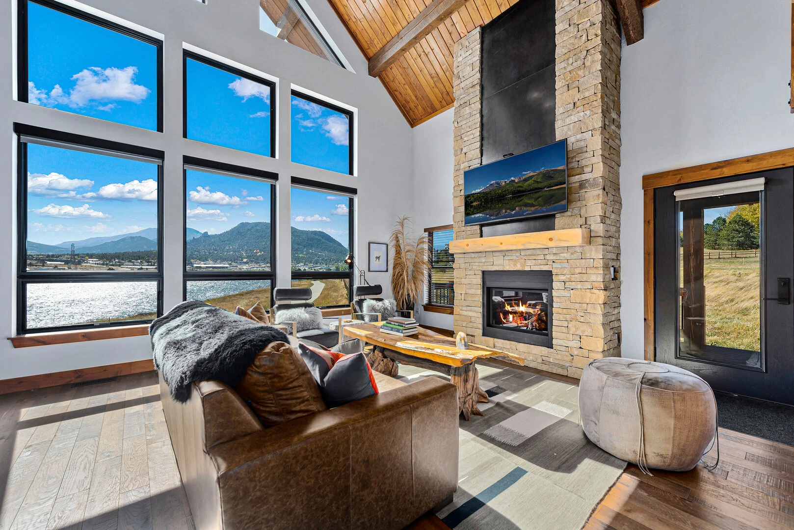 Interior of one of our lovely Estes Park fall rentals.